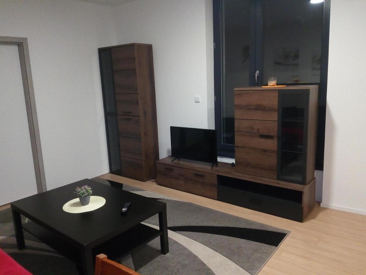 Apartman Stefanikova Zlín المظهر الخارجي الصورة